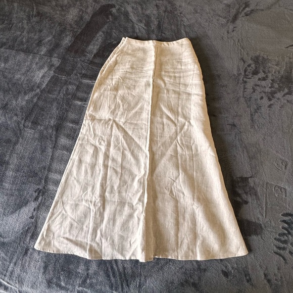 Reformation Linen Skirt - Picture 7 of 8